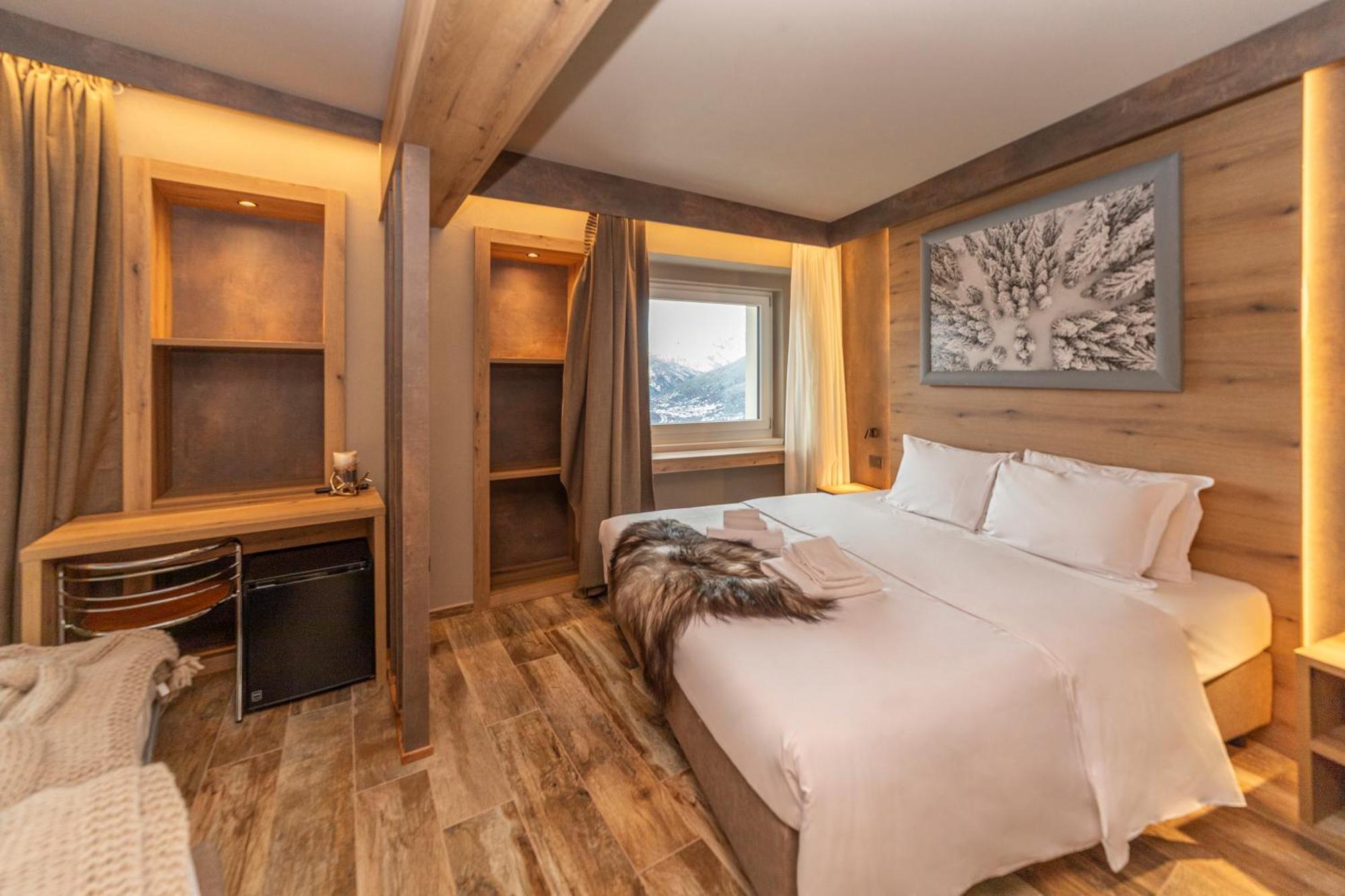 Quadruple Room Mountain View