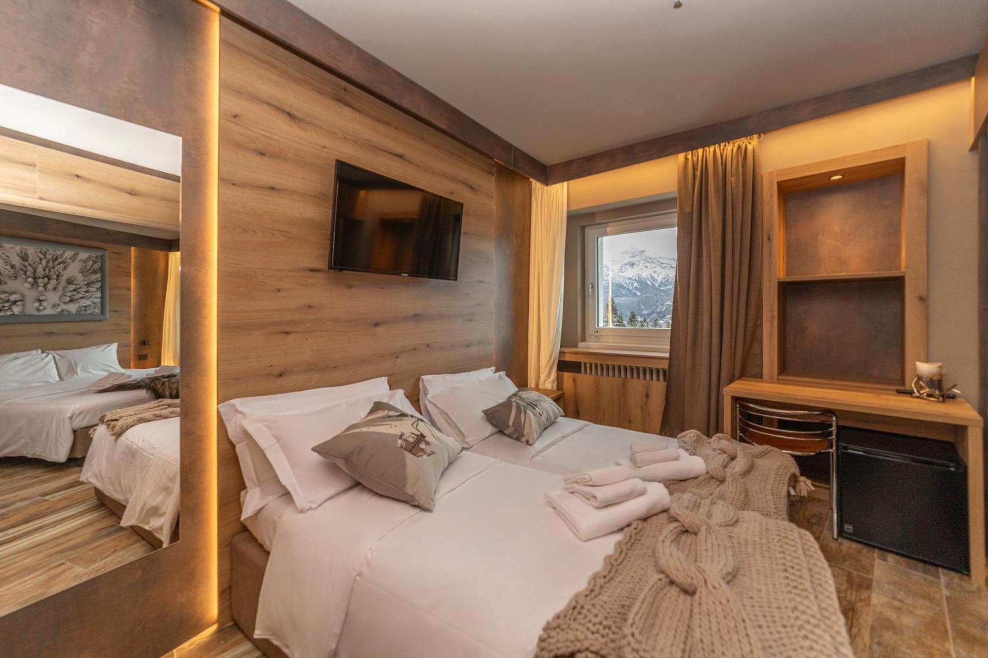Quadruple Room Mountain View